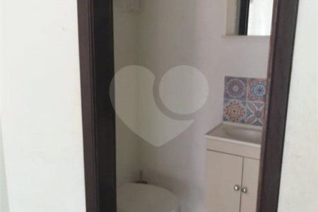 Casa à venda com 3 quartos, sendo 1 suíte, em Vila Pirajussara, São Paulo, SP
