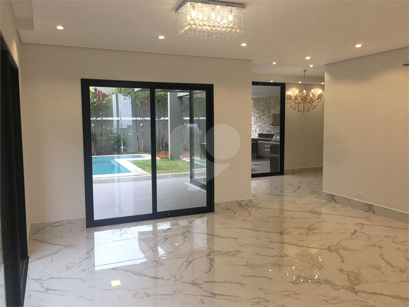 Casa à venda ou para alugar com 4 suítes no condomínio Residencial Tamboré 10, Santana de Parnaíba - SP