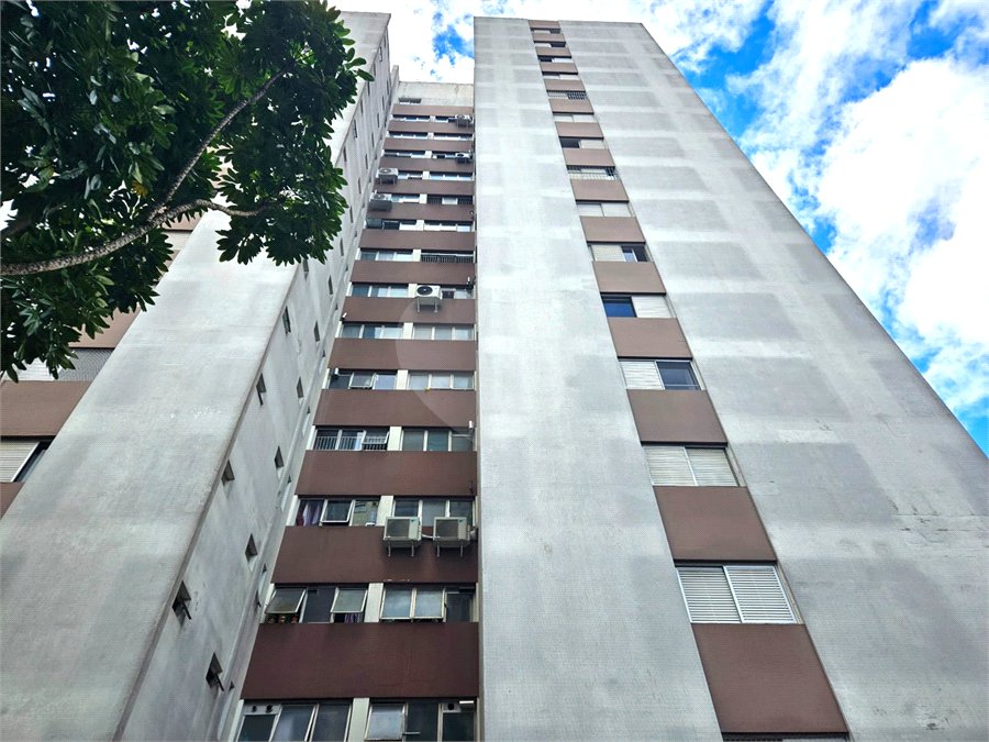 Apartamento para alugar com 3 quartos, sendo 1 suíte, em Alto da Boa Vista, São Paulo, SP