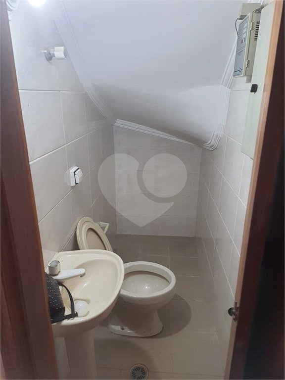 Sobrado à venda com 2 quartos em Vila Romero, São Paulo, SP