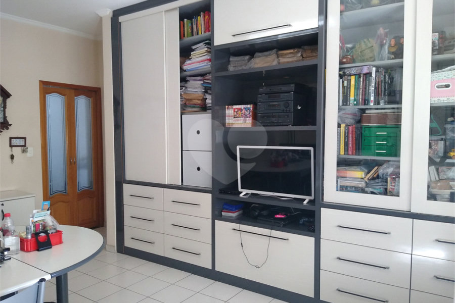 Apartamento à venda com 3 quartos, sendo 1 suíte,  em Bela Vista, São Paulo, SP