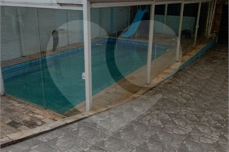Casa para alugar com 4 quartos, sendo 2 suítes, em Jardim Las Vegas, Santo André, SP