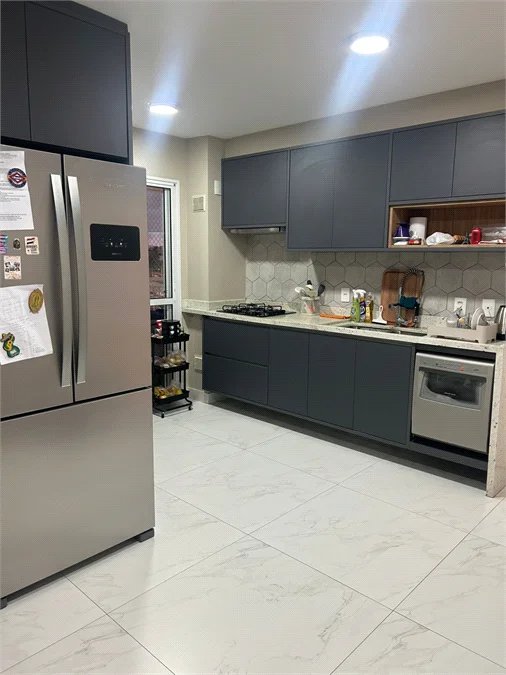 Apartamento à venda com 3 quartos, sendo 1 suíte,  em Jardim Vazani, São Paulo, SP