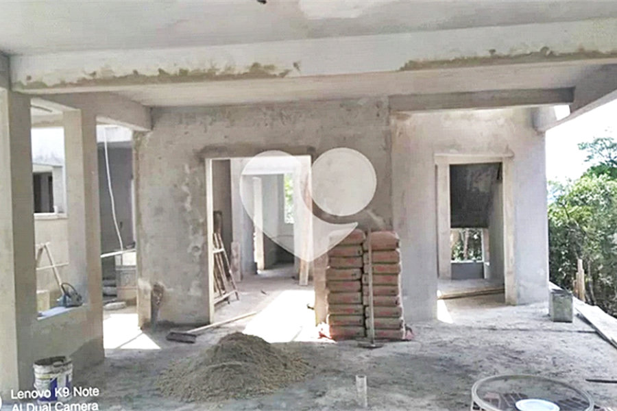 Casa à venda com 4 quartos, sendo 3 suítes, no condomínio Cantareira, Mairiporã - SP
