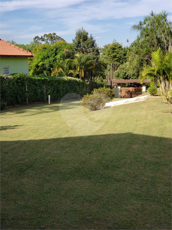 Casa à venda com 4 quartos, sendo 2 suítes,  no condomínio Acmti - Colinas do Mosteiro, Terras de Itaici e Recanto dos Pássaros, Indaiatuba - SP