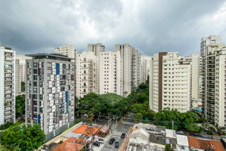 Apartamento à venda com 2 suítes em Indianópolis, São Paulo, SP