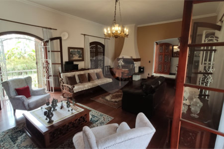 Casa Térrea à venda com 3 quartos, sendo 2 suítes, em Vila Oliveira, Mogi das Cruzes, SP