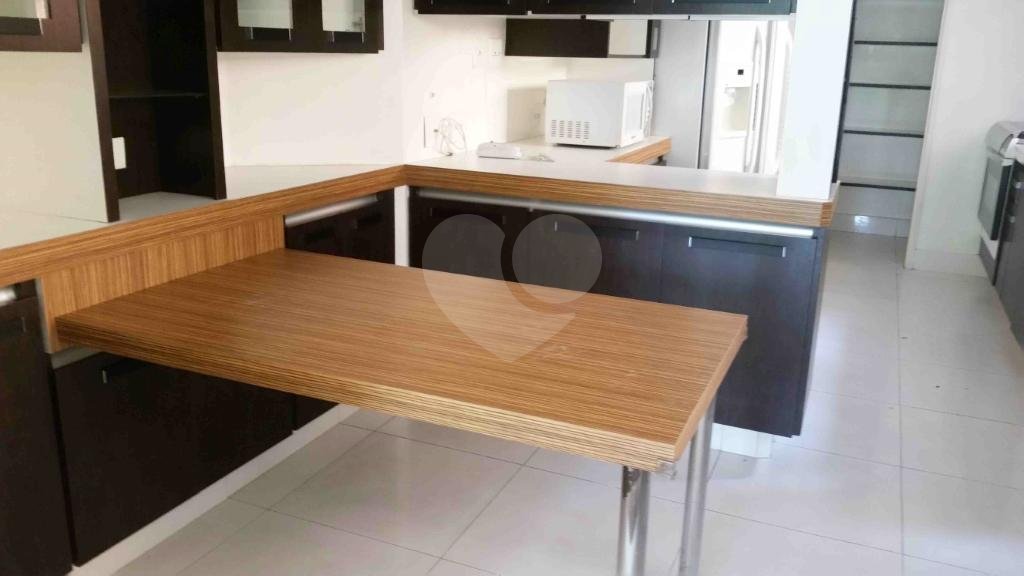 Casa à venda com 4 suítes no condomínio Ville Le Mans, São Paulo - SP