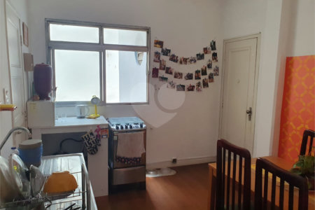 Apartamento à venda com 2 quartos em Bela Vista, São Paulo, SP
