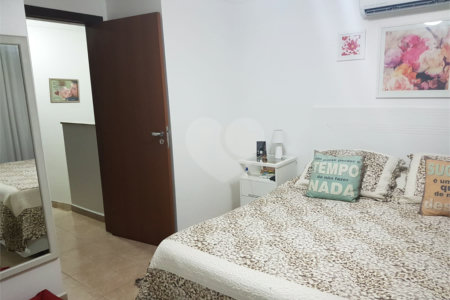 Sobrado à venda com 3 quartos, sendo 1 suíte, em Tatuapé, São Paulo, SP
