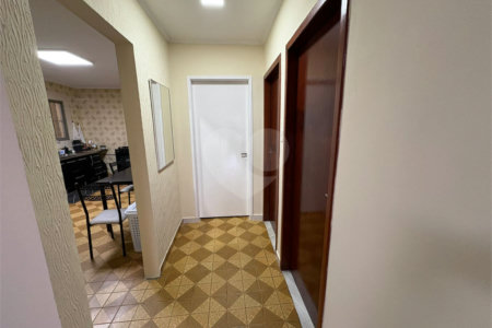 Oportunidade Casa Terrea e Ampla com 173 m² e Quintal e Área Gourmet JARDIM ARICANDUVA