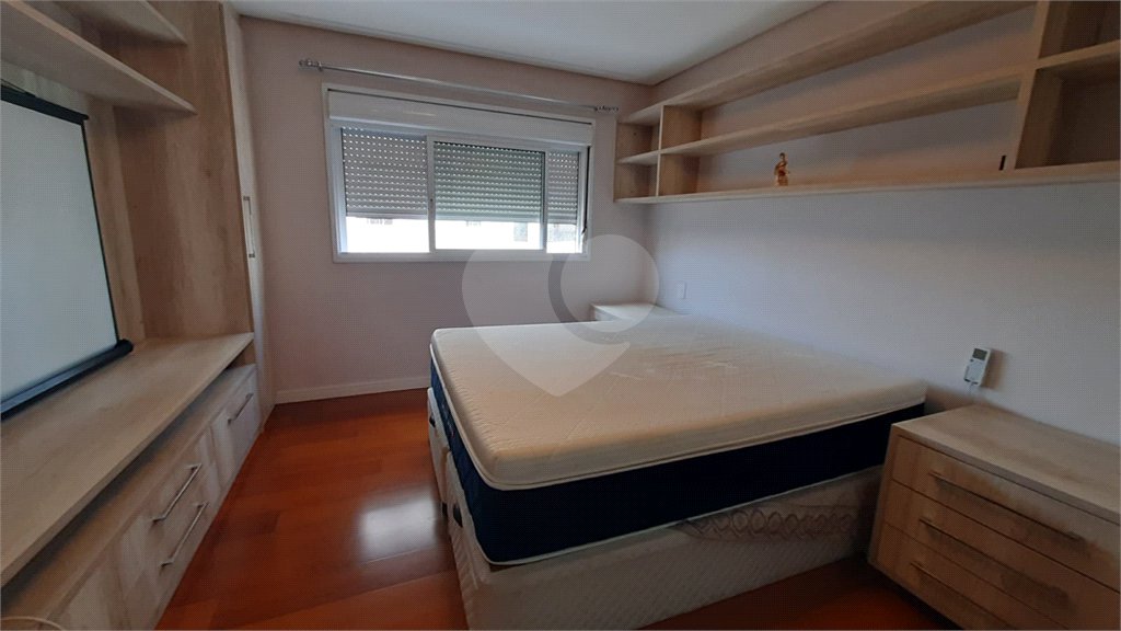 Apartamento à venda com 3 suítes em Jardim Marajoara, São Paulo, SP