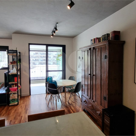 Apartamento à venda com 2 quartos, sendo 1 suíte, em Pinheiros, São Paulo, SP