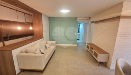 Apartamento à venda com 2 quartos em Vila Uberabinha, São Paulo, SP