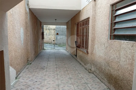 Sobrado à venda com 3 quartos, sendo 2 suítes, em Vila Medeiros, São Paulo, SP