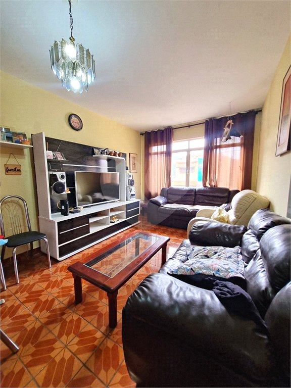 Casa à venda com 3 quartos, sendo 1 suíte, em Horto Florestal, São Paulo, SP