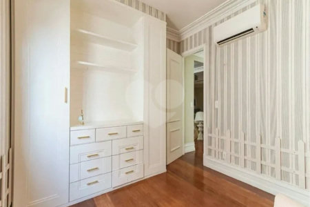 Apartamento à venda com 3 quartos, sendo 2 suítes,  em Vila Progredior, São Paulo, SP