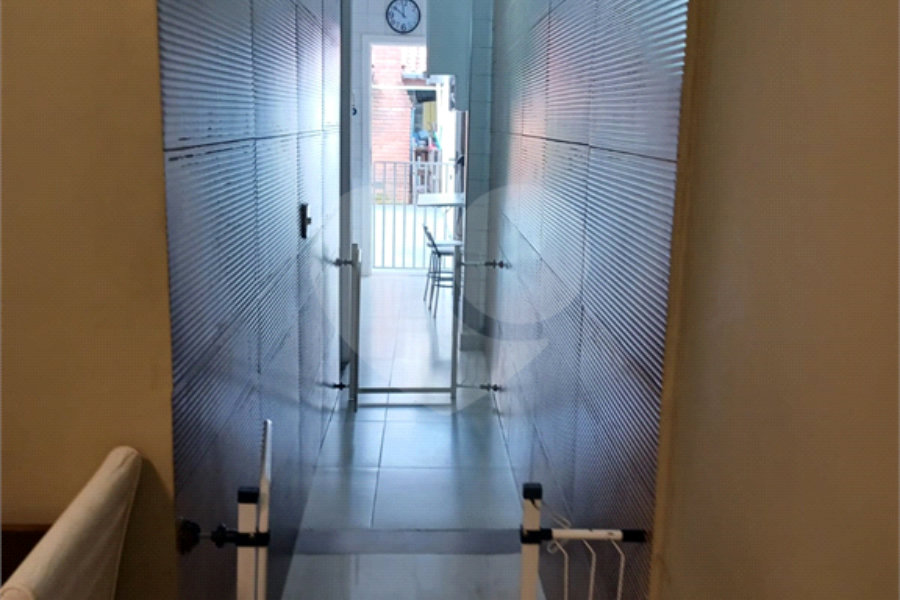 Sobrado à venda com 3 quartos, sendo 1 suíte,  em Ermelino Matarazzo, São Paulo, SP