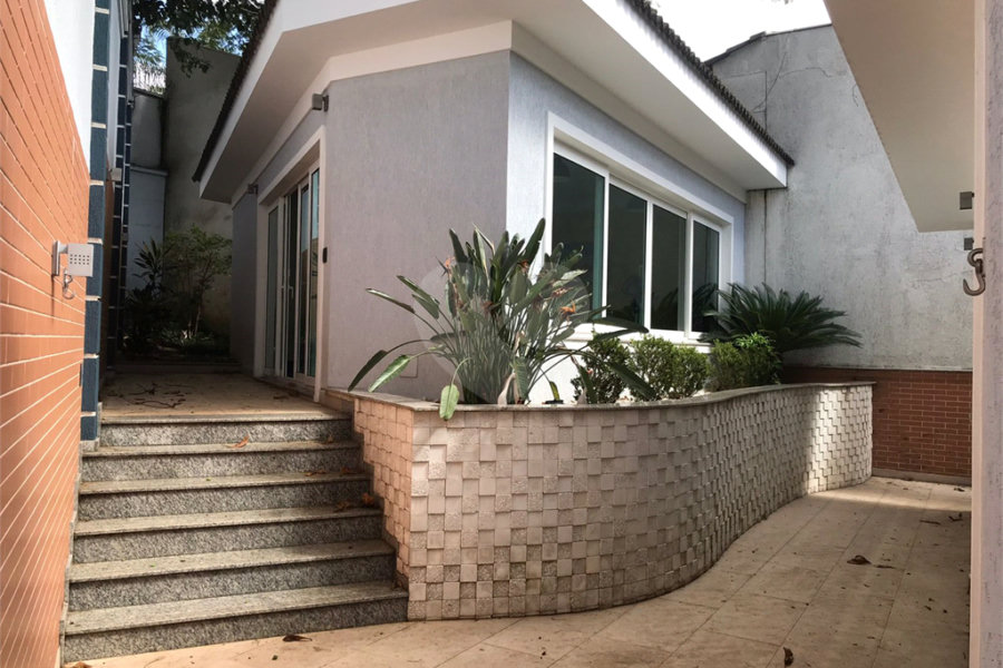 Sobrado à venda com 4 quartos, sendo 3 suítes, em Jardim França, São Paulo, SP