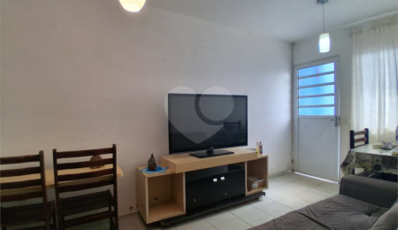 Casa à venda com 2 quartos em Chácara Barro Branco, Itapetininga, SP