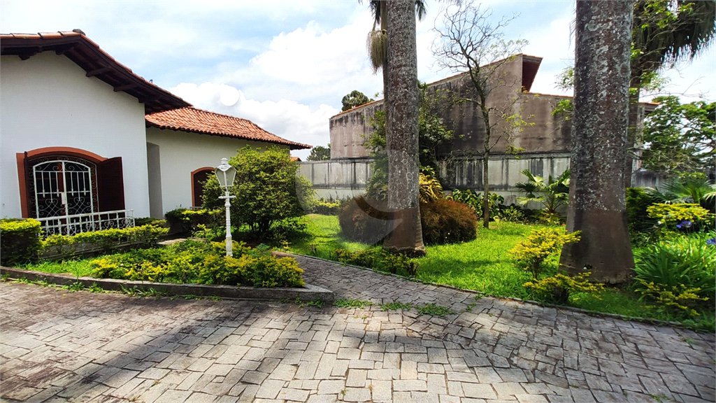 Casa Térrea à venda com 3 quartos, sendo 2 suítes, em Vila Oliveira, Mogi das Cruzes, SP