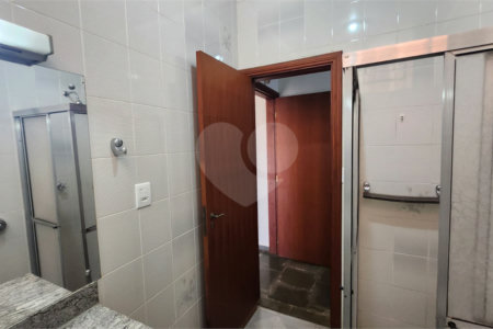 Casa à venda com 3 quartos, sendo 2 suítes, em Jardim Europa (vila Xavier), Araraquara, SP