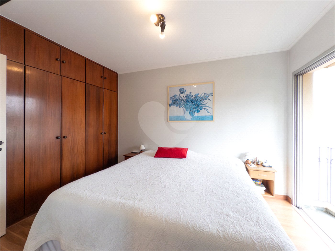 Apartamento à venda com 3 quartos, sendo 1 suíte, em Vila Mascote, São Paulo, SP