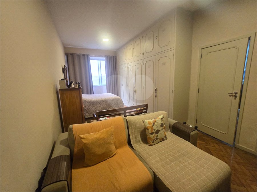Apartamento à venda com 4 quartos, sendo 1 suíte, em Copacabana, Rio de Janeiro, RJ