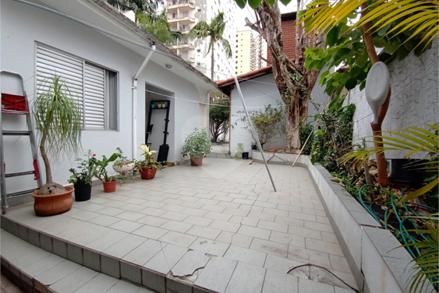 Casa à venda com 4 quartos, sendo 1 suíte, em Santana, São Paulo, SP