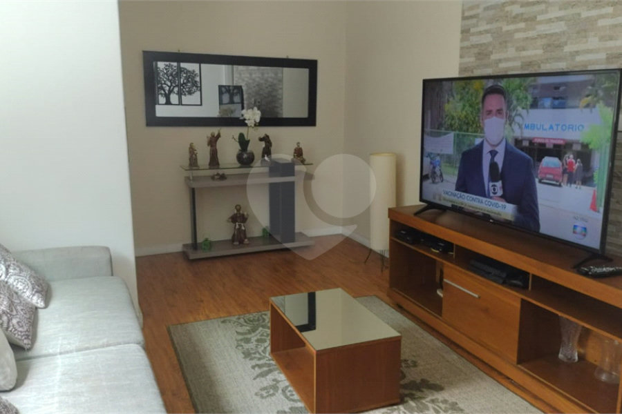 Apartamento à venda com 2 quartos em Pari, São Paulo, SP