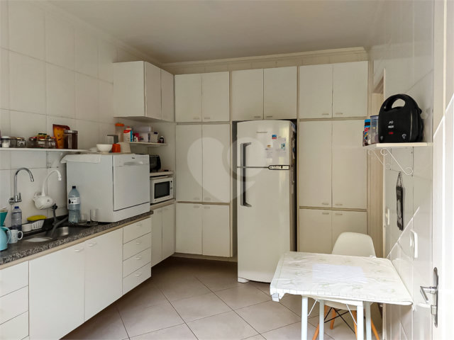 Sobrado à venda com 3 quartos, sendo 1 suíte,  em Brooklin, São Paulo, SP
