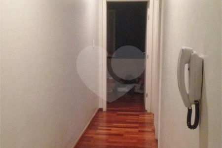 Sobrado à venda com 4 quartos, sendo 1 suíte, em Jardim Novo Mundo, São Paulo, SP