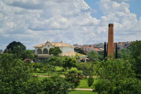 Casa à venda com 3 quartos, sendo 1 suíte, no condomínio Ibiti Royal Park, Sorocaba - SP