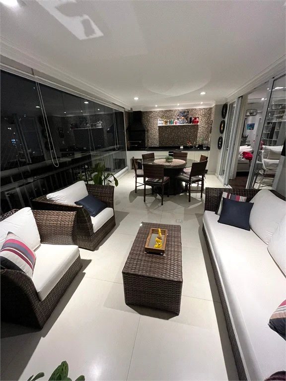 Apartamento à venda com 3 suítes em Vila Andrade, São Paulo, SP