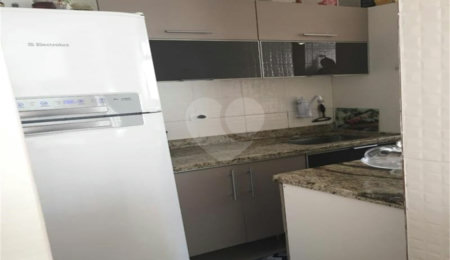 Apartamento à venda com 2 quartos em Aclimação, São Paulo, SP