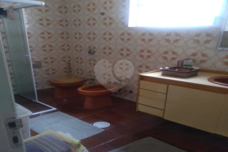 Casa à venda com 3 quartos, sendo 1 suíte,  em Jardim Bonfiglioli, São Paulo, SP
