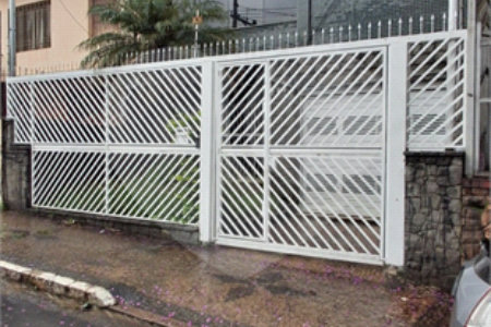 Casa à venda com 4 quartos, sendo 1 suíte,  em Tatuapé, São Paulo, SP