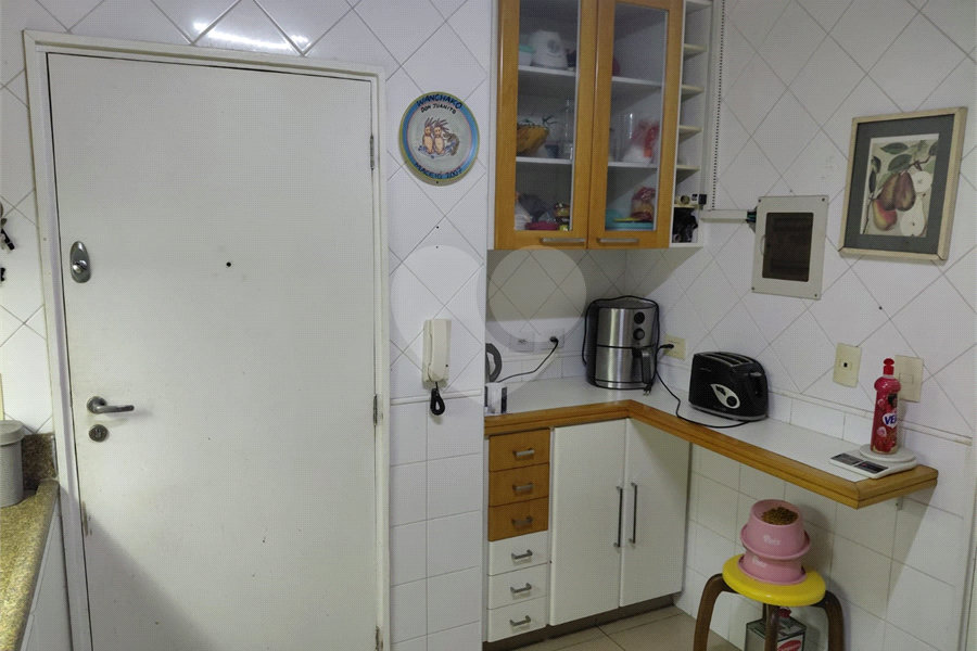 Apartamento para alugar com 3 quartos, sendo 1 suíte, em Pinheiros, São Paulo, SP