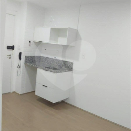 Apartamento tipo Studio em frente ao Metrô Brás - Centro - São Paulo - SP