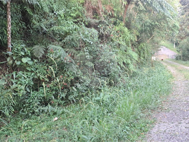 Terreno à venda no condomínio Associação Reserva das Hortênsias, Mairiporã - SP