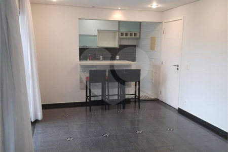 Apartamento à venda ou para alugar com 3 quartos, sendo 1 suíte, em Cidade São Francisco, São Paulo, SP