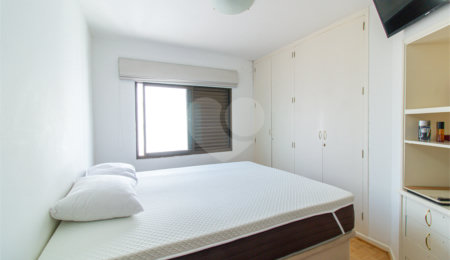 Cobertura à venda com 2 quartos, sendo 1 suíte,  em Vila Andrade, São Paulo, SP