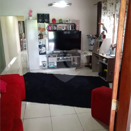 Casa à venda com 2 quartos, sendo 1 suíte, em Jardim América, Poá, SP