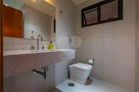 Apartamento à venda com 3 quartos, sendo 1 suíte, em Jardim das Bandeiras, São Paulo, SP