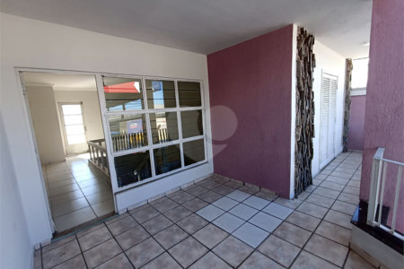 Casa à venda ou para alugar com 3 quartos, sendo 1 suíte, no Centro, Itapetininga, SP
