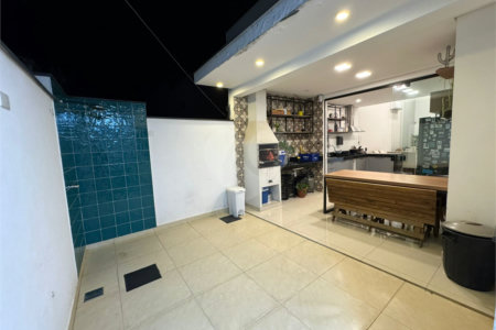 Casa à venda com 3 quartos, sendo 1 suíte, no condomínio Terras de São Francisco, Sorocaba - SP