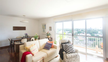Apartamento à venda com 2 quartos, sendo 1 suíte,  em Parque Colonial, São Paulo, SP
