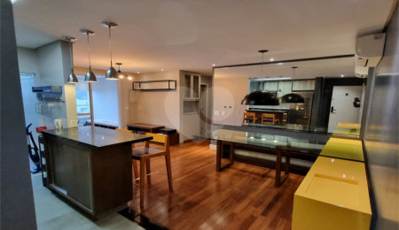Apartamento à venda com 2 quartos, sendo 1 suíte,  em Santa Teresinha, São Paulo, SP