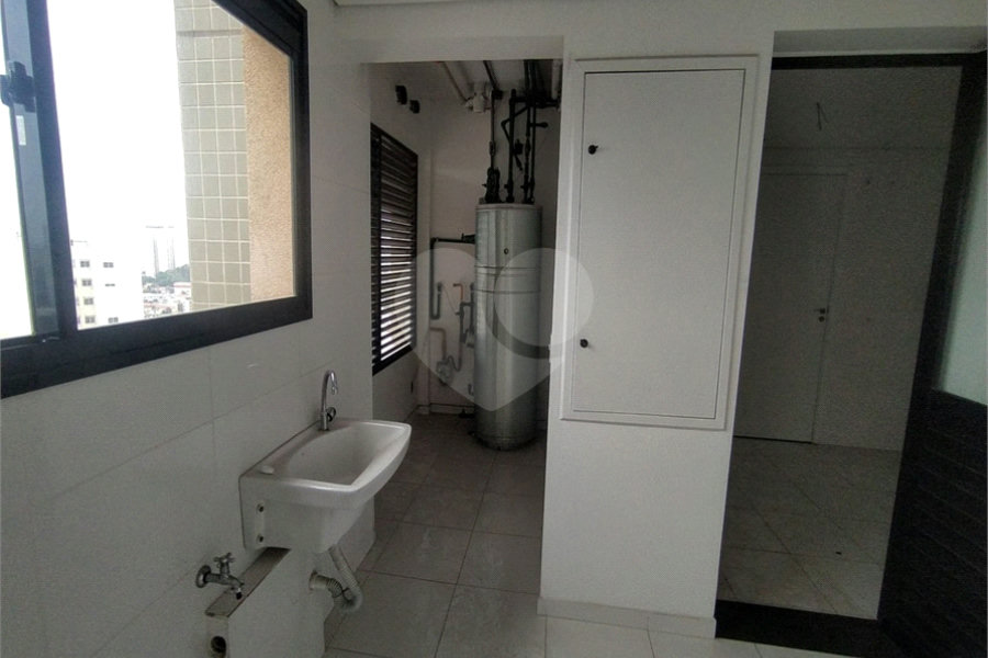 Apartamento à venda com 4 quartos, sendo 3 suítes, em Santana, São Paulo, SP