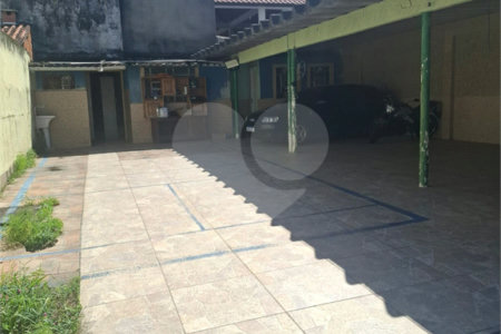 Casa à venda com 5 quartos, sendo 4 suítes, em Campo Grande, Rio de Janeiro, RJ